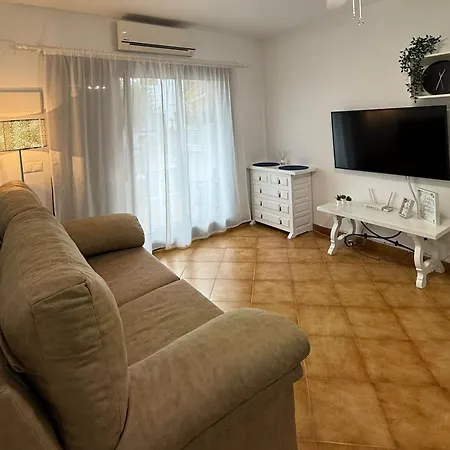 2br With 3 Pools 450m Cabo Roig Pmt10 Апартаменты